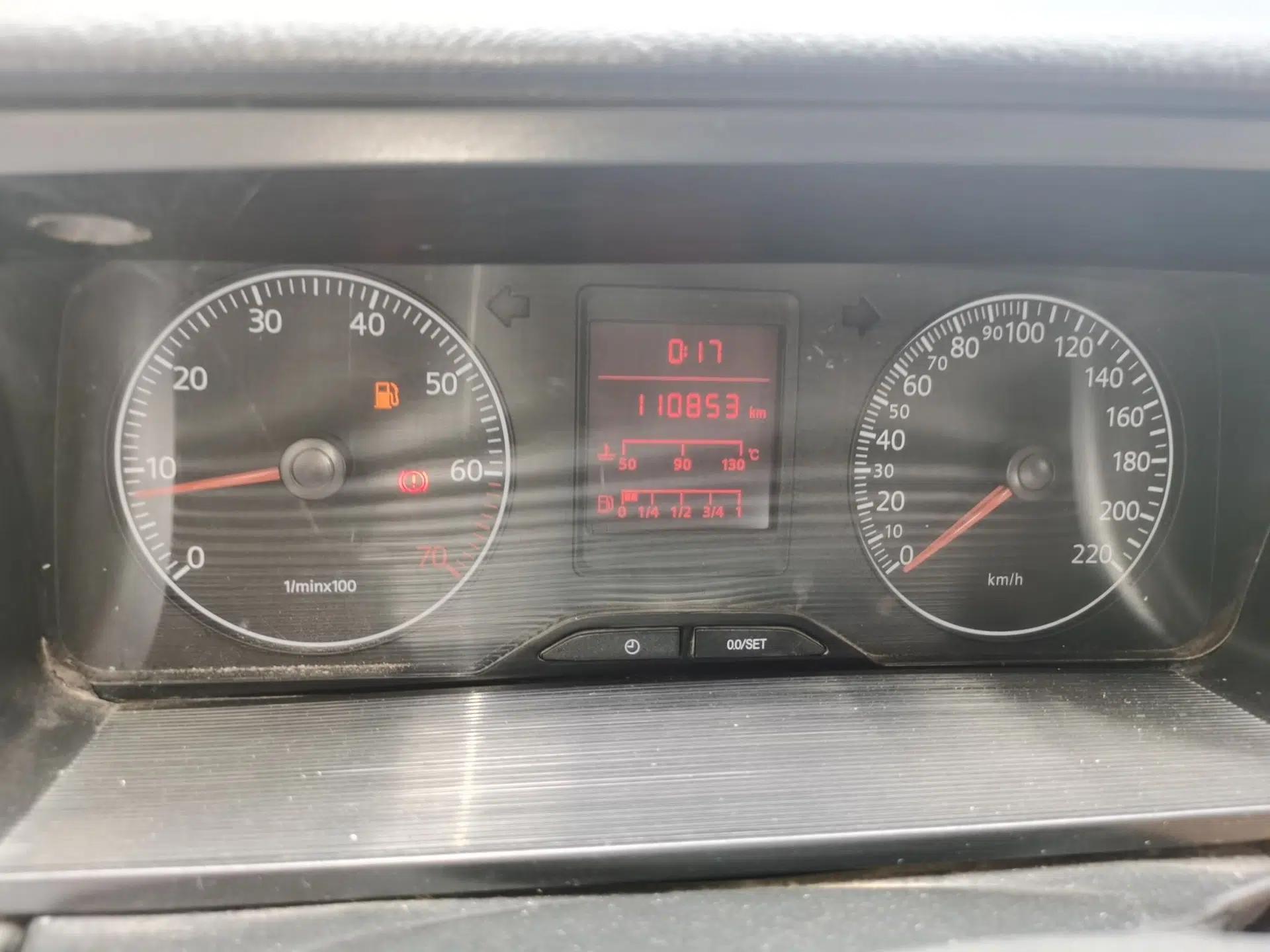 Volkswagen Jetta 2010 1.6L Partner — миниатюра 12
