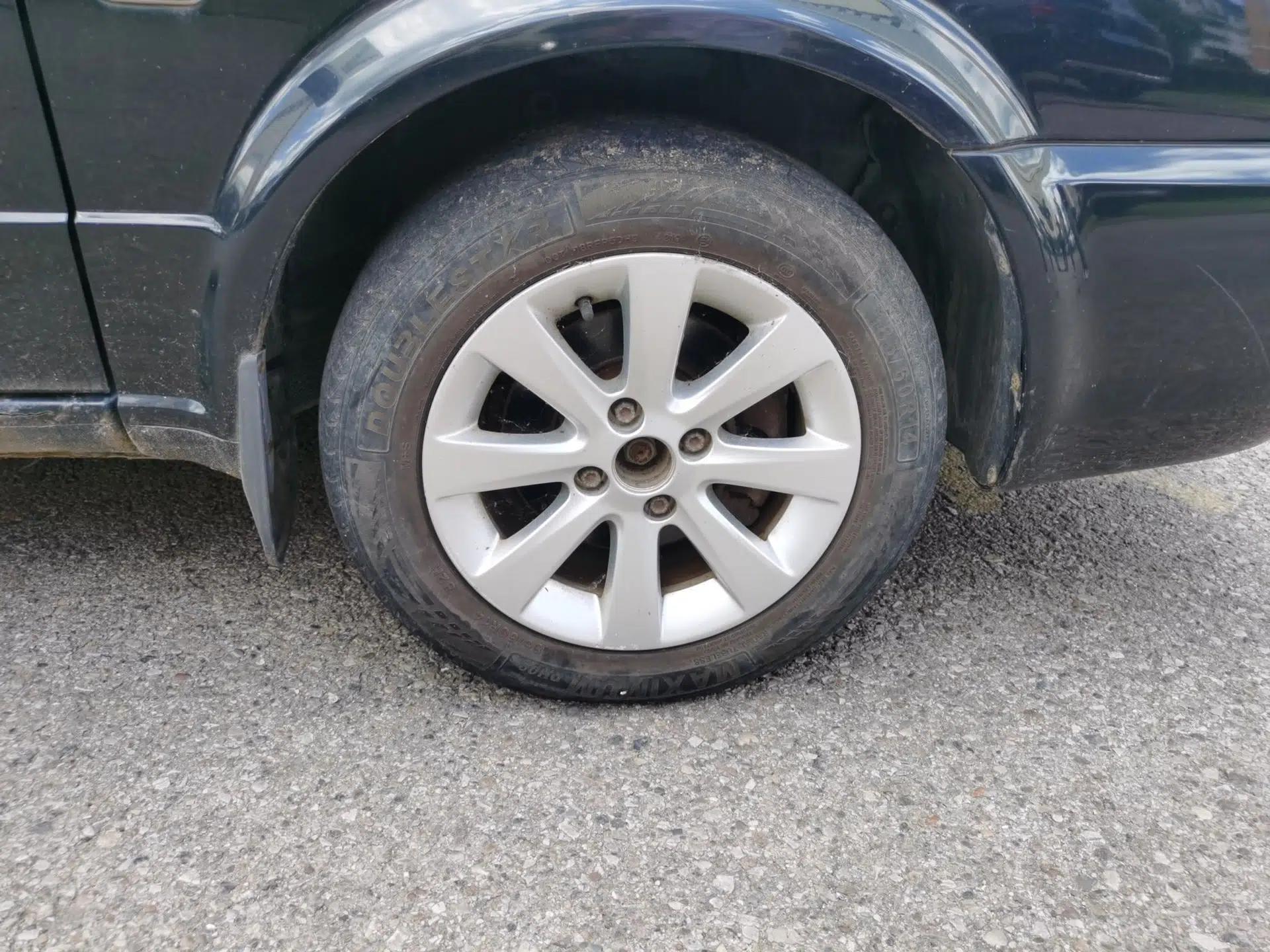 Volkswagen Jetta 2010 1.6L Partner — миниатюра 8