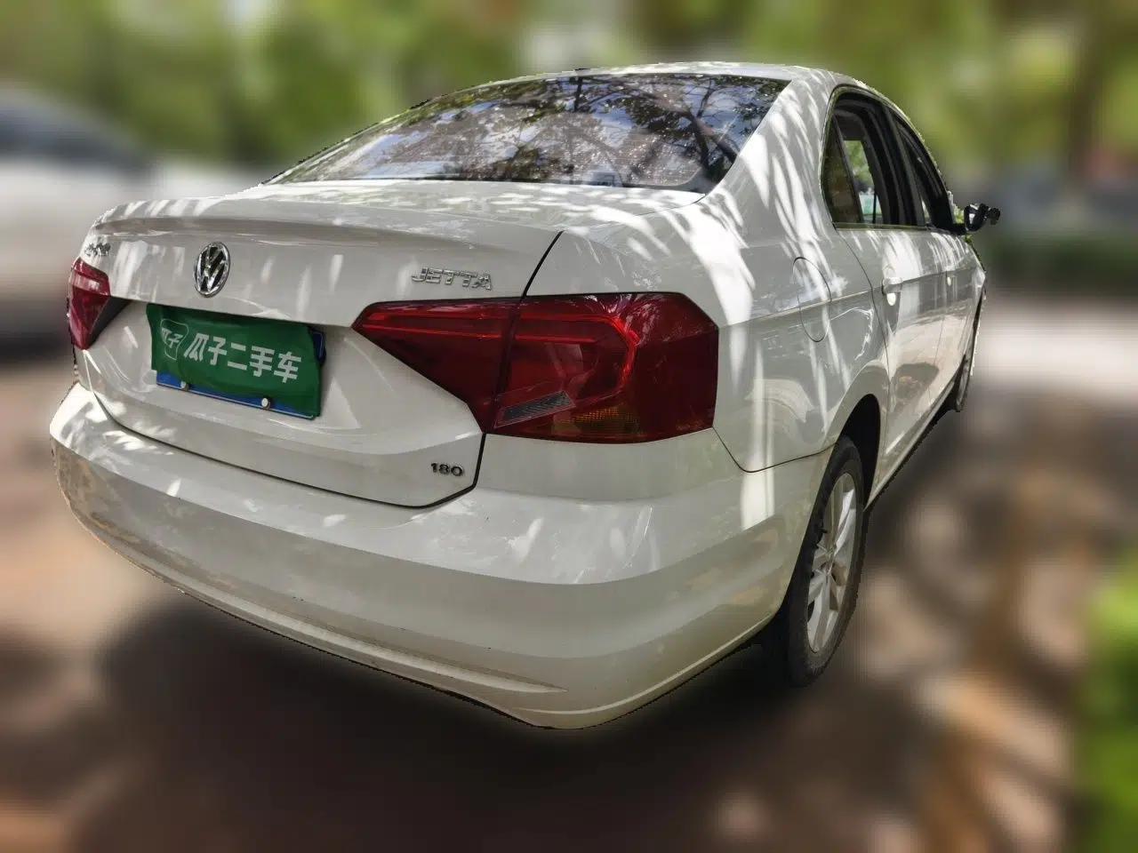 Volkswagen Jetta 2017 1.5L Automatic Fashion Model — миниатюра 6