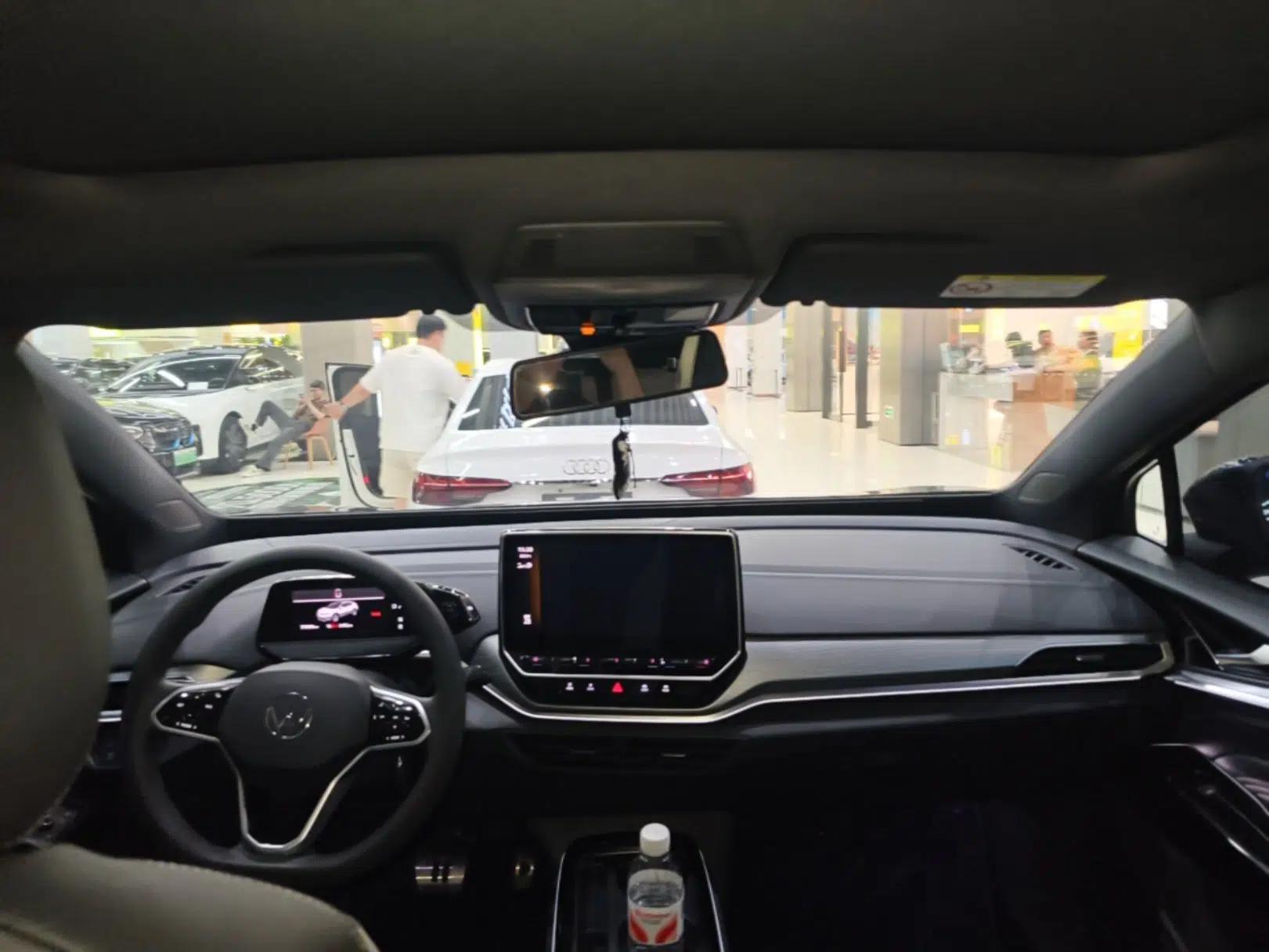 Volkswagen ID.4 CROZZ 2022 Standard Range PURE Edition — миниатюра 21