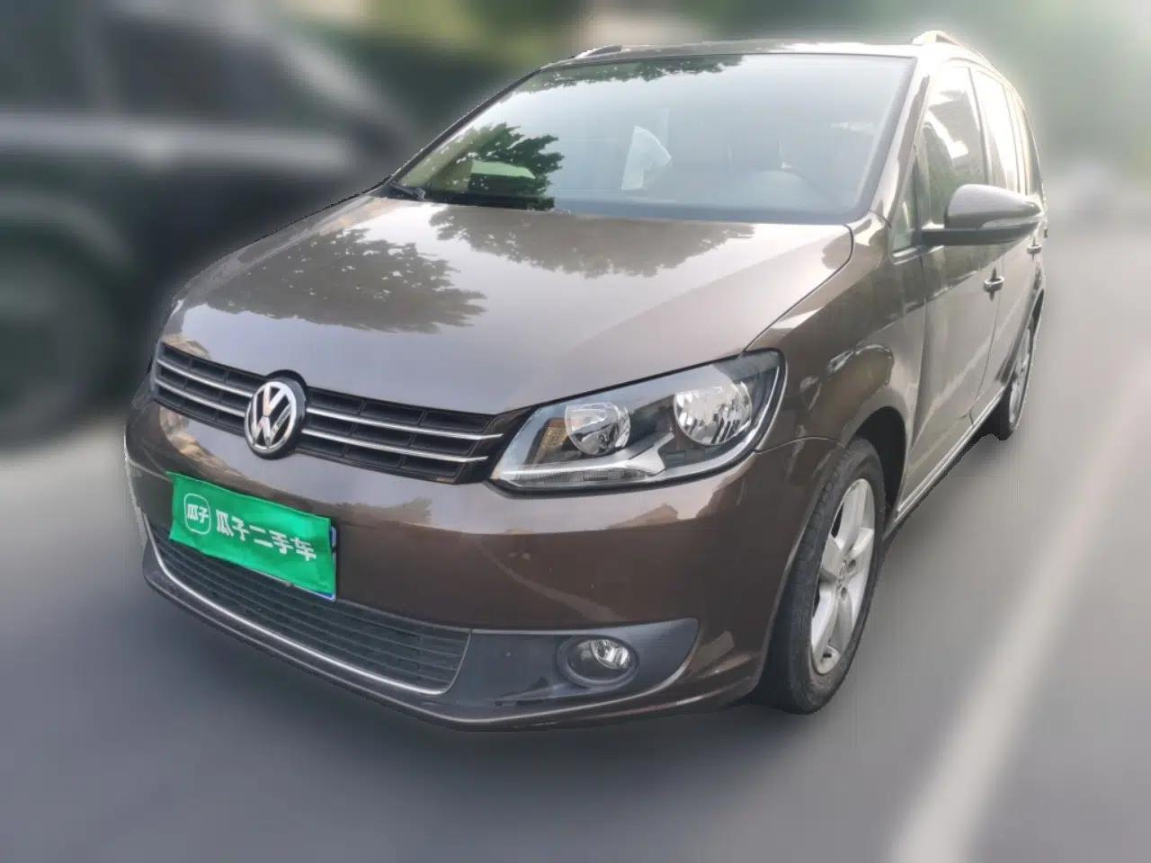 Volkswagen Touran 2013 1.4T Manual Comfort Edition 5-Seater — миниатюра 1