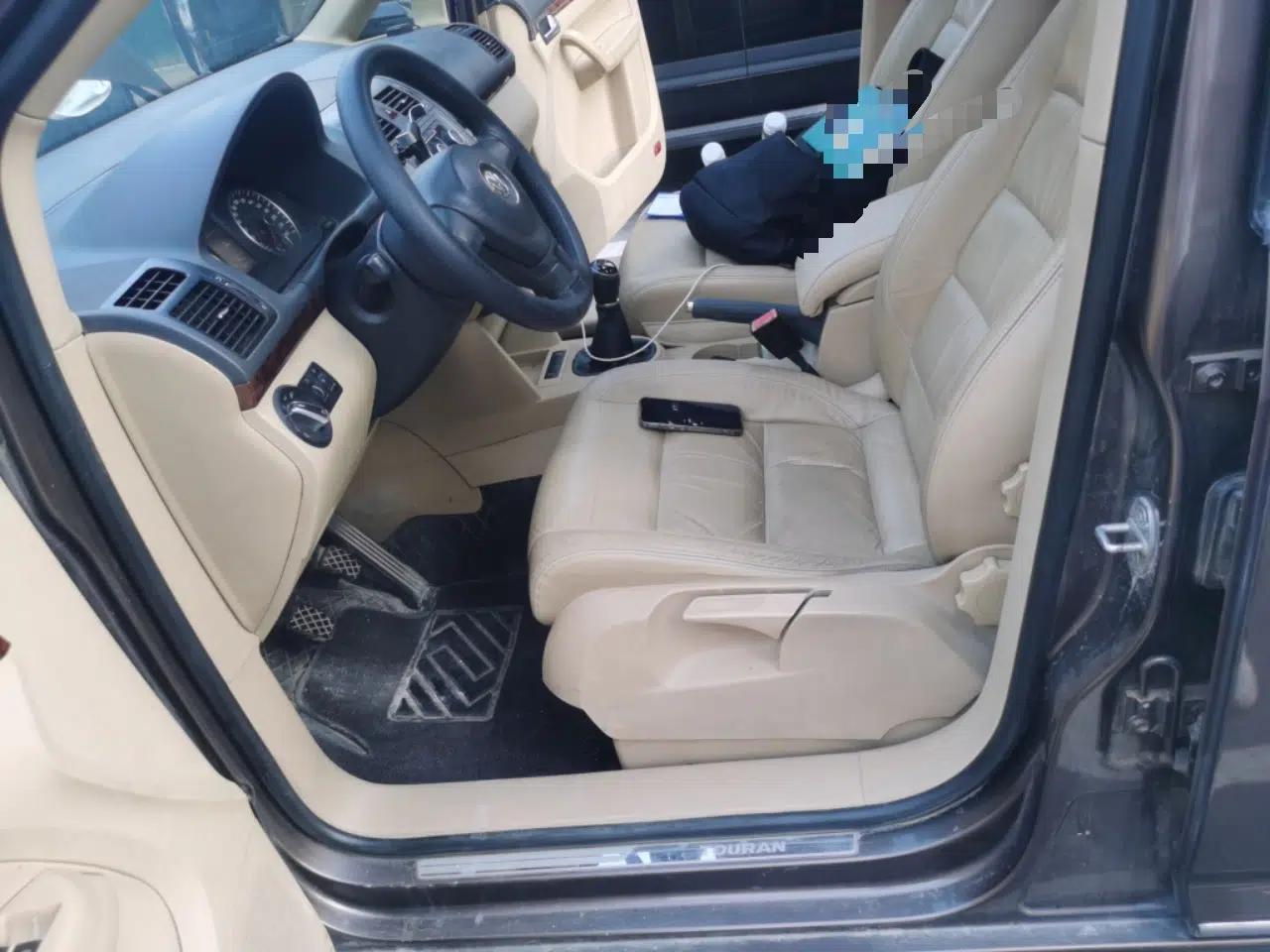 Volkswagen Touran 2013 1.4T Manual Comfort Edition 5-Seater — миниатюра 15