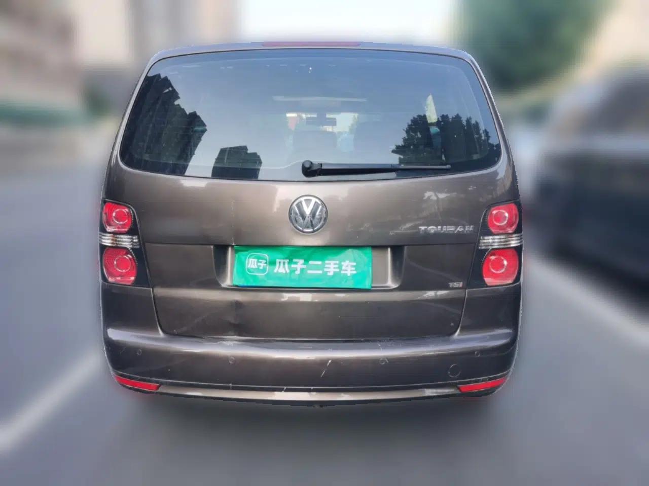 Volkswagen Touran 2013 1.4T Manual Comfort Edition 5-Seater — миниатюра 5