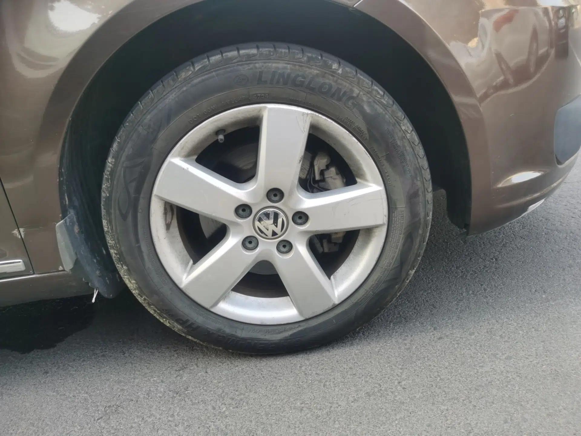 Volkswagen Touran 2013 1.4T Manual Comfort Edition 5-Seater — миниатюра 8