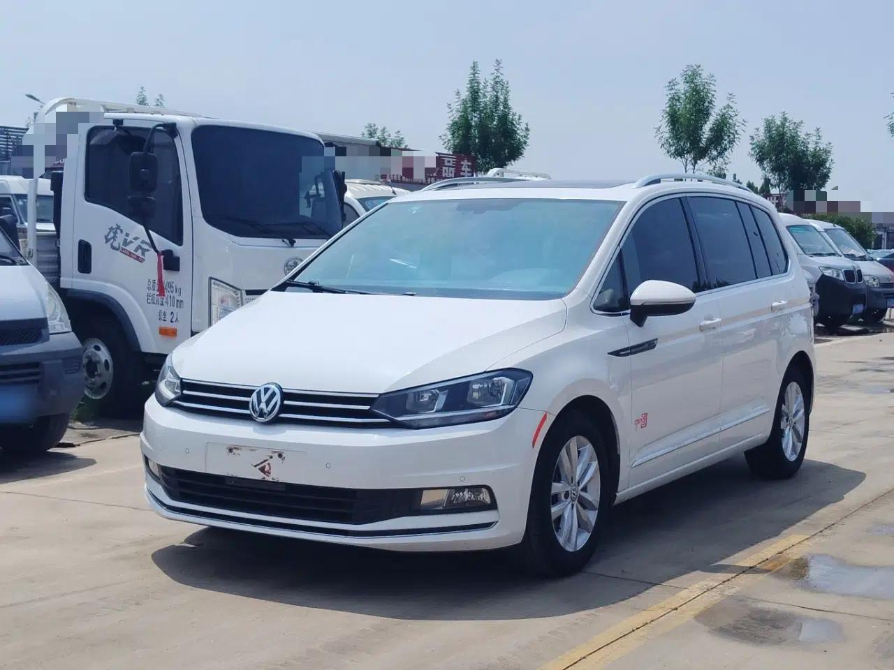 Volkswagen Touran 2018 Volkswagen Touran L 280TSI DSG Comfort Edition 7 Seats China V Emission Standard — миниатюра 1
