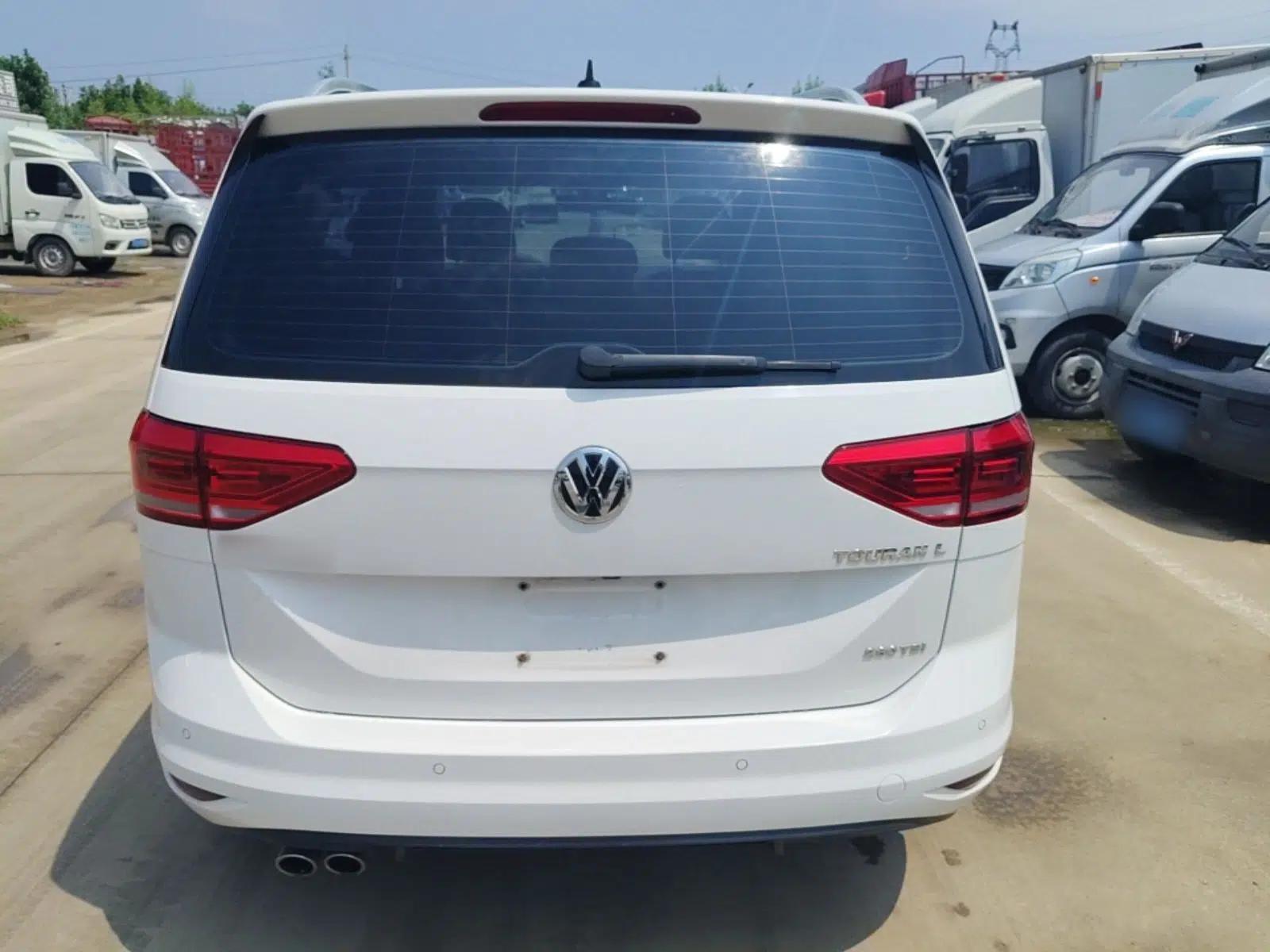 Volkswagen Touran 2018 Volkswagen Touran L 280TSI DSG Comfort Edition 7 Seats China V Emission Standard — миниатюра 5