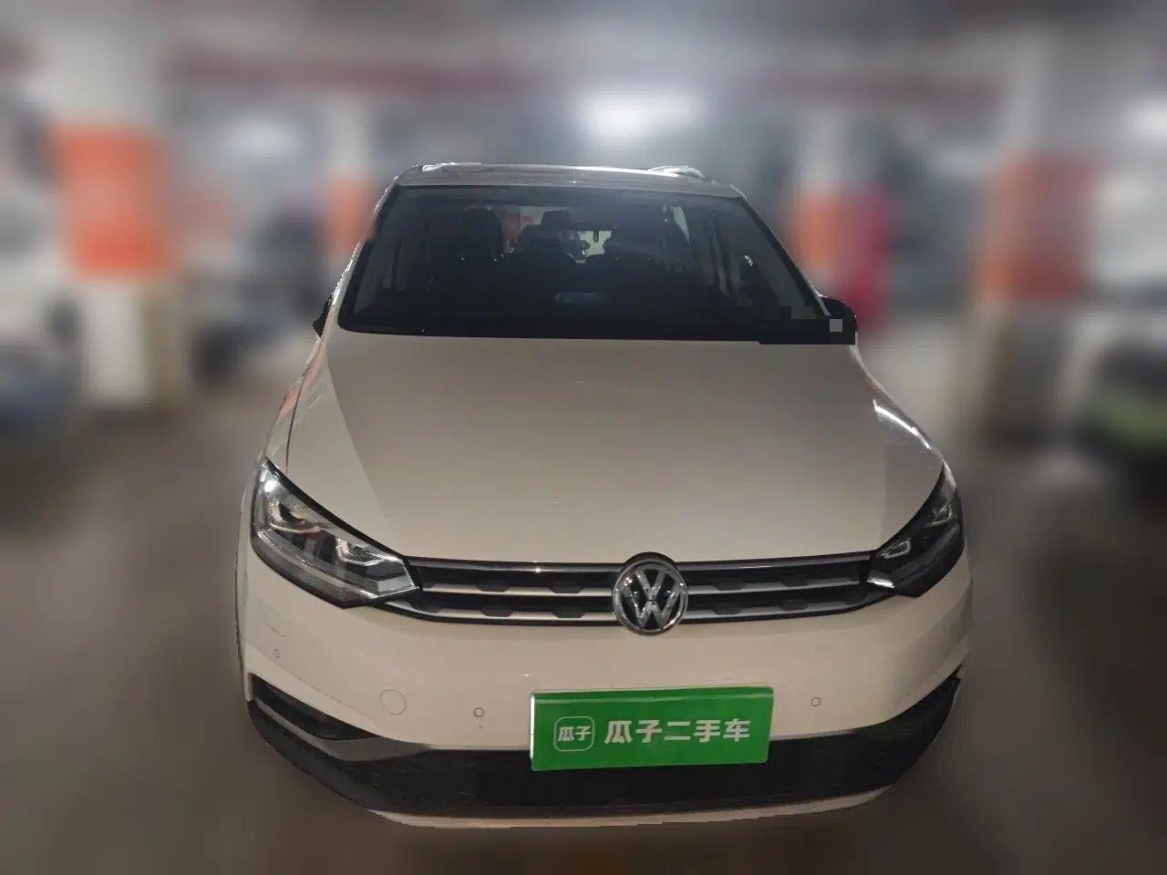 Volkswagen Touran 2018 Volkswagen Touran L 280TSI DSG Boundary Edition 7 Seats China V Emission Standard — миниатюра 2
