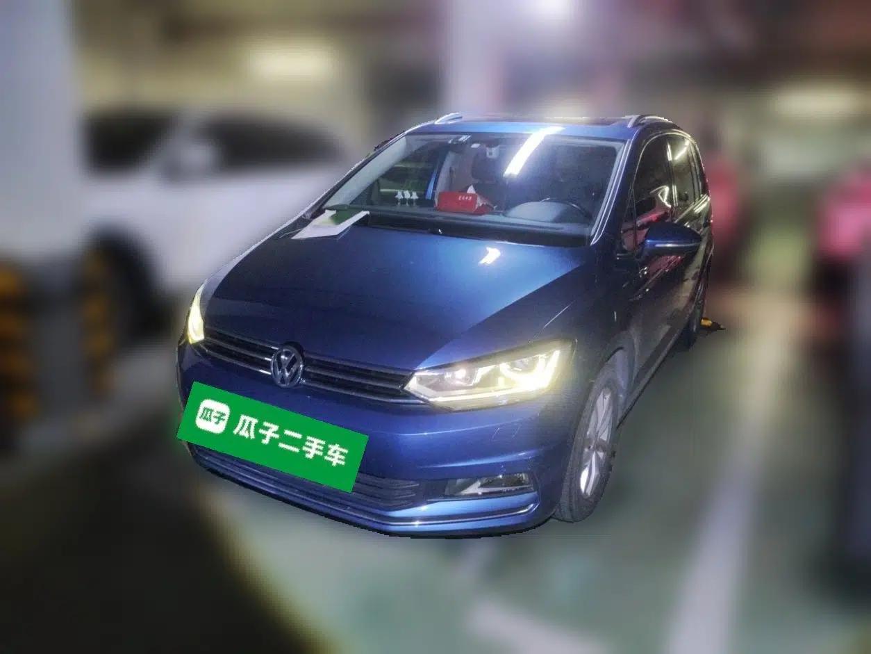 Volkswagen Touran 2016 Volkswagen Touran L 280TSI DSG Comfort Edition — миниатюра 1