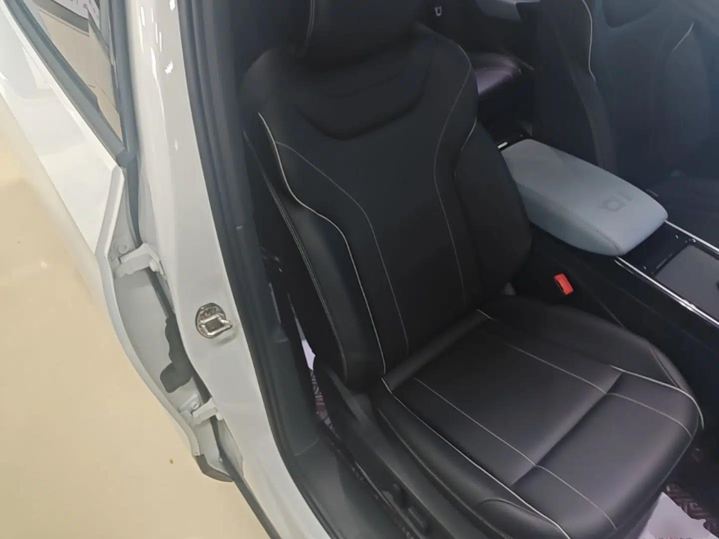Volkswagen ID.4 X 2024 Pure & Smart Edition — миниатюра 19