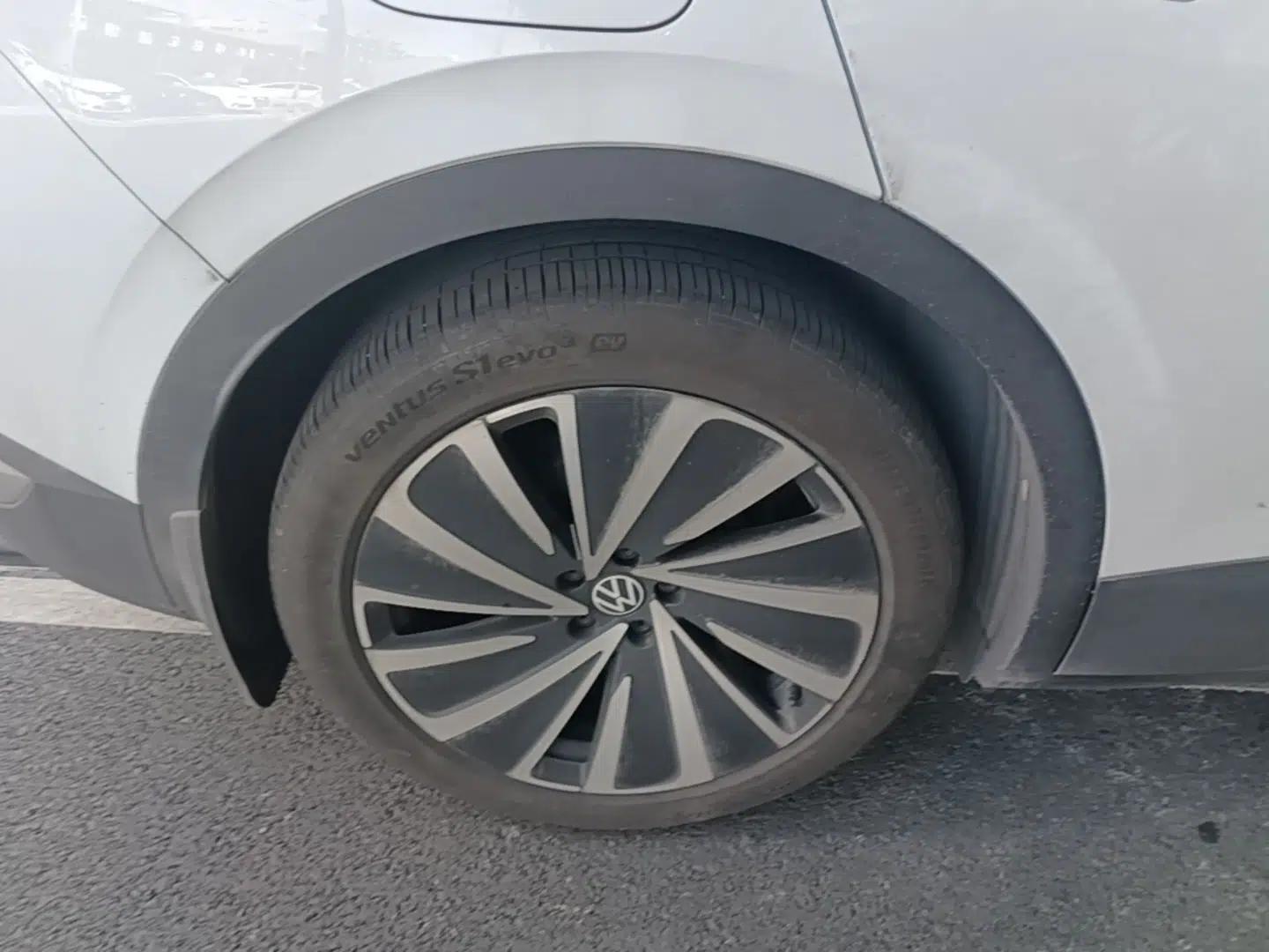 Volkswagen ID.4 X 2022 Pure Long-Range Version — миниатюра 11