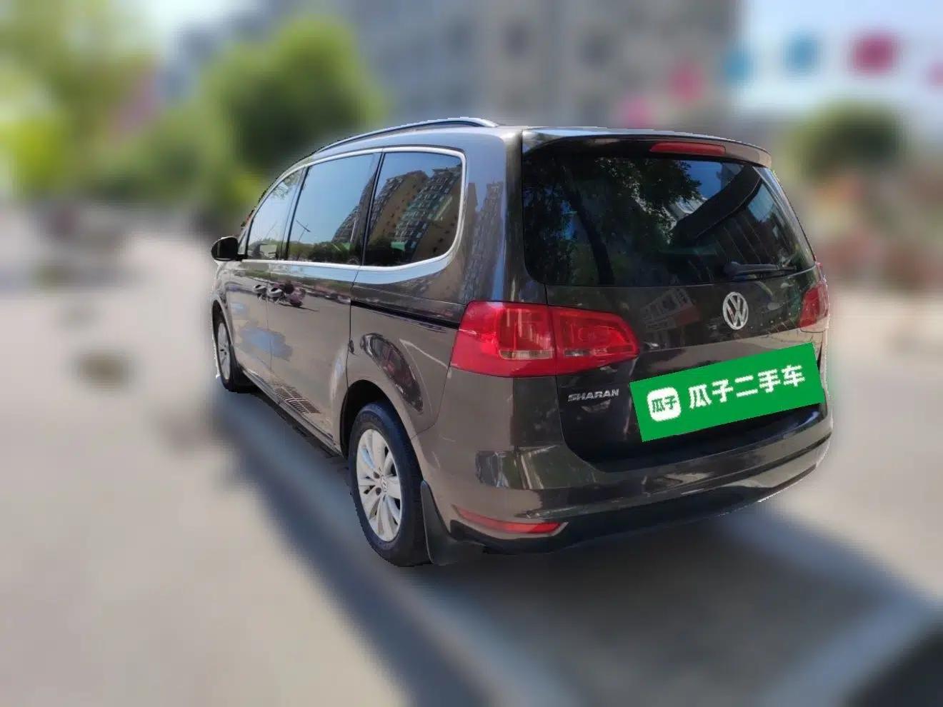 Volkswagen Sharan 2013 1.8TSI Standard Model — миниатюра 4