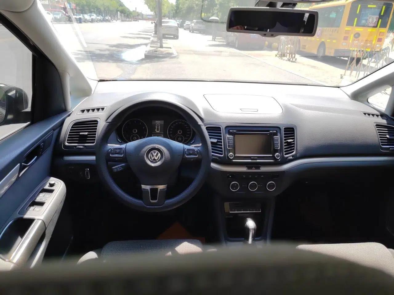 Volkswagen Sharan 2013 1.8TSI Standard Model — миниатюра 9