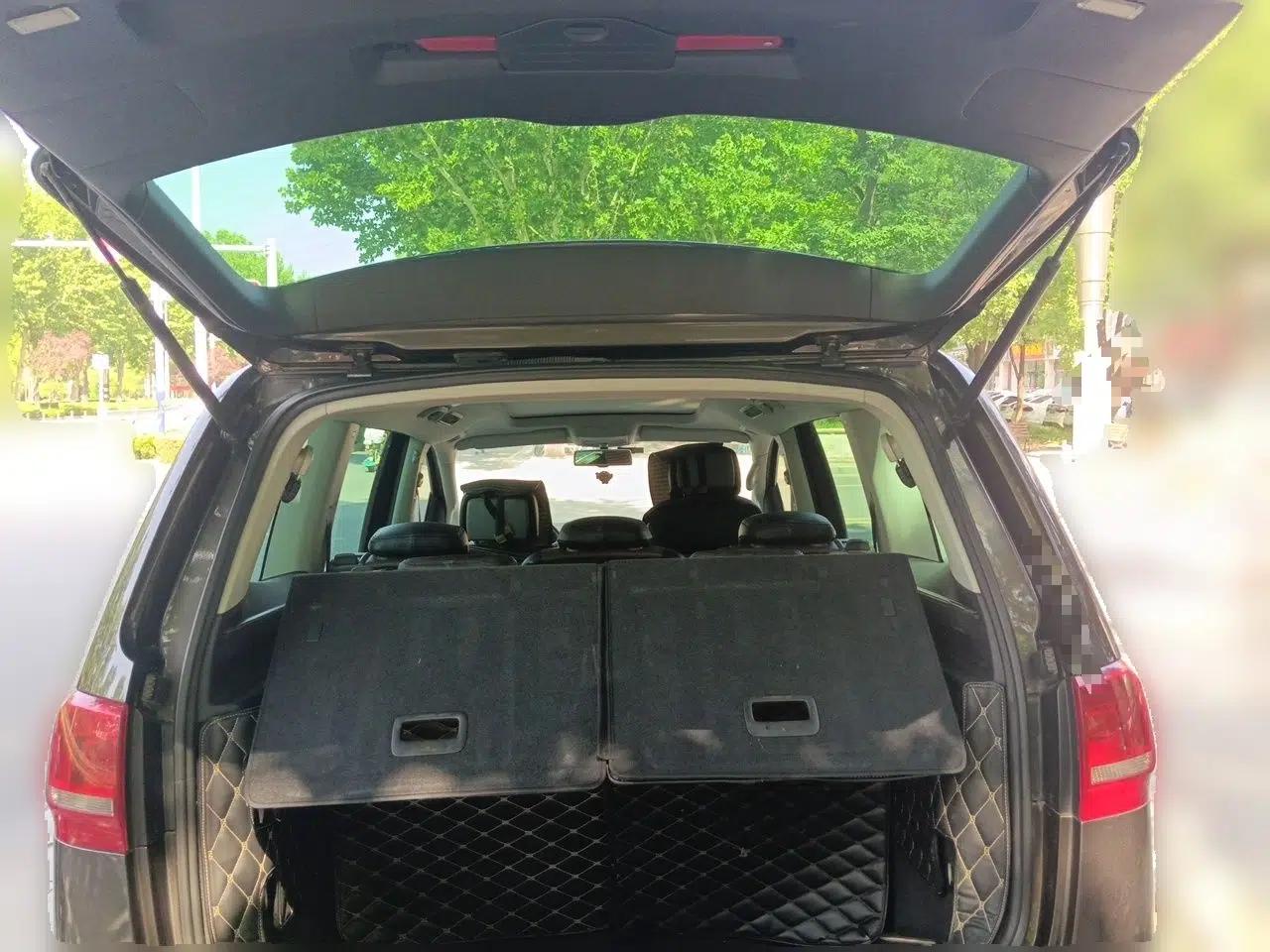 Volkswagen Sharan 2013 1.8TSI Standard Model Euro IV — миниатюра 19
