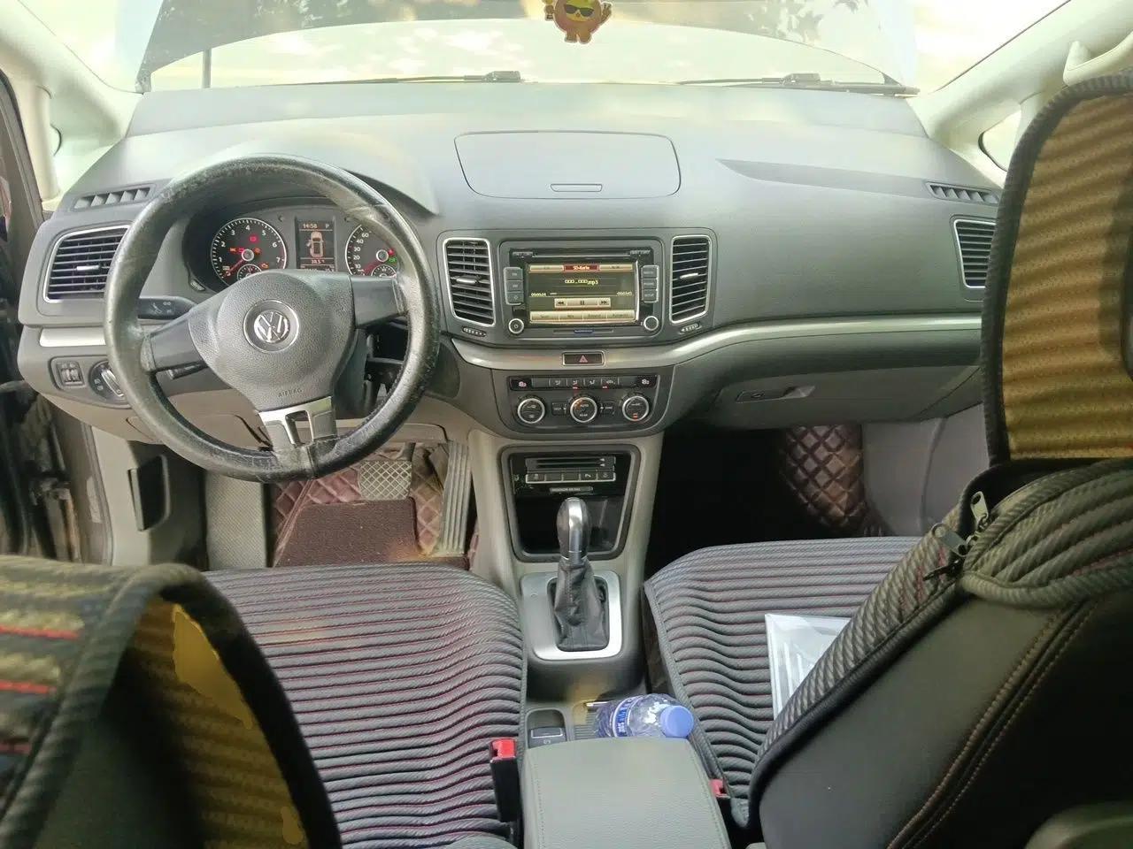 Volkswagen Sharan 2013 1.8TSI Standard Model Euro IV — миниатюра 9