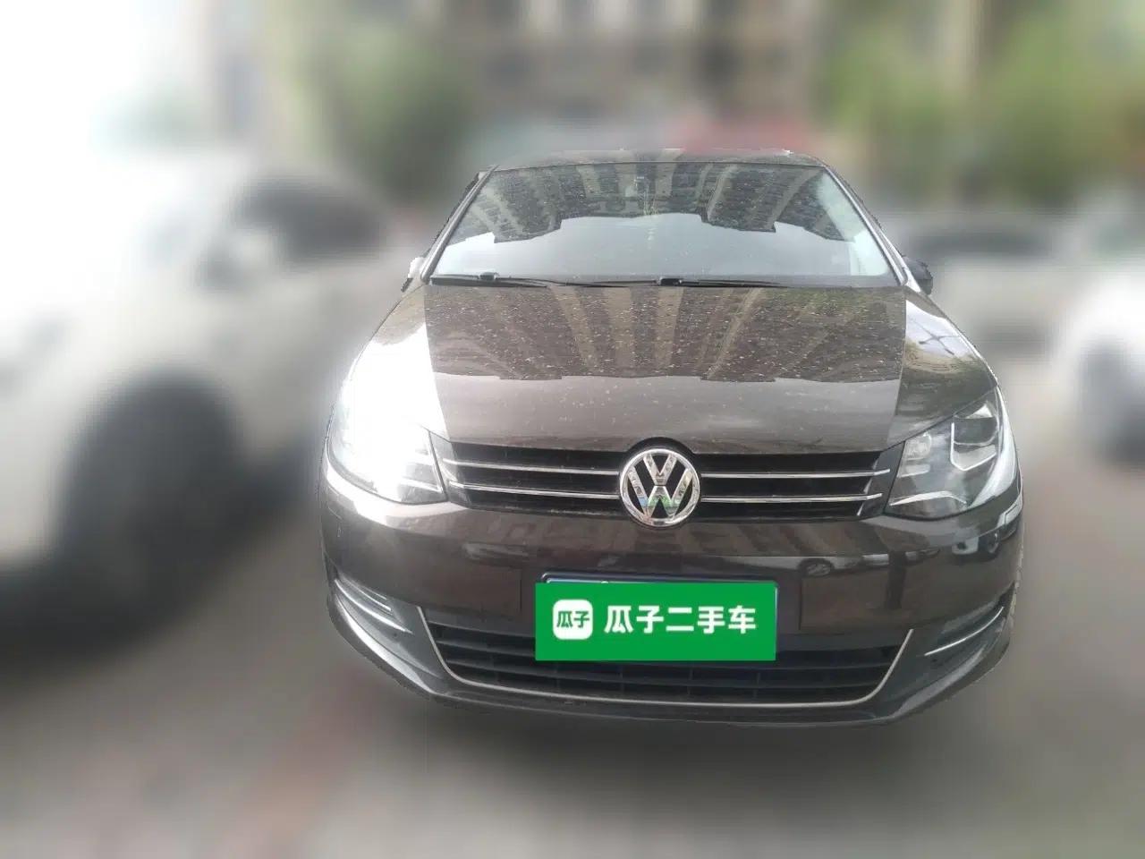 Volkswagen Sharan 2014 2.0 TSI Luxury Model — миниатюра 2