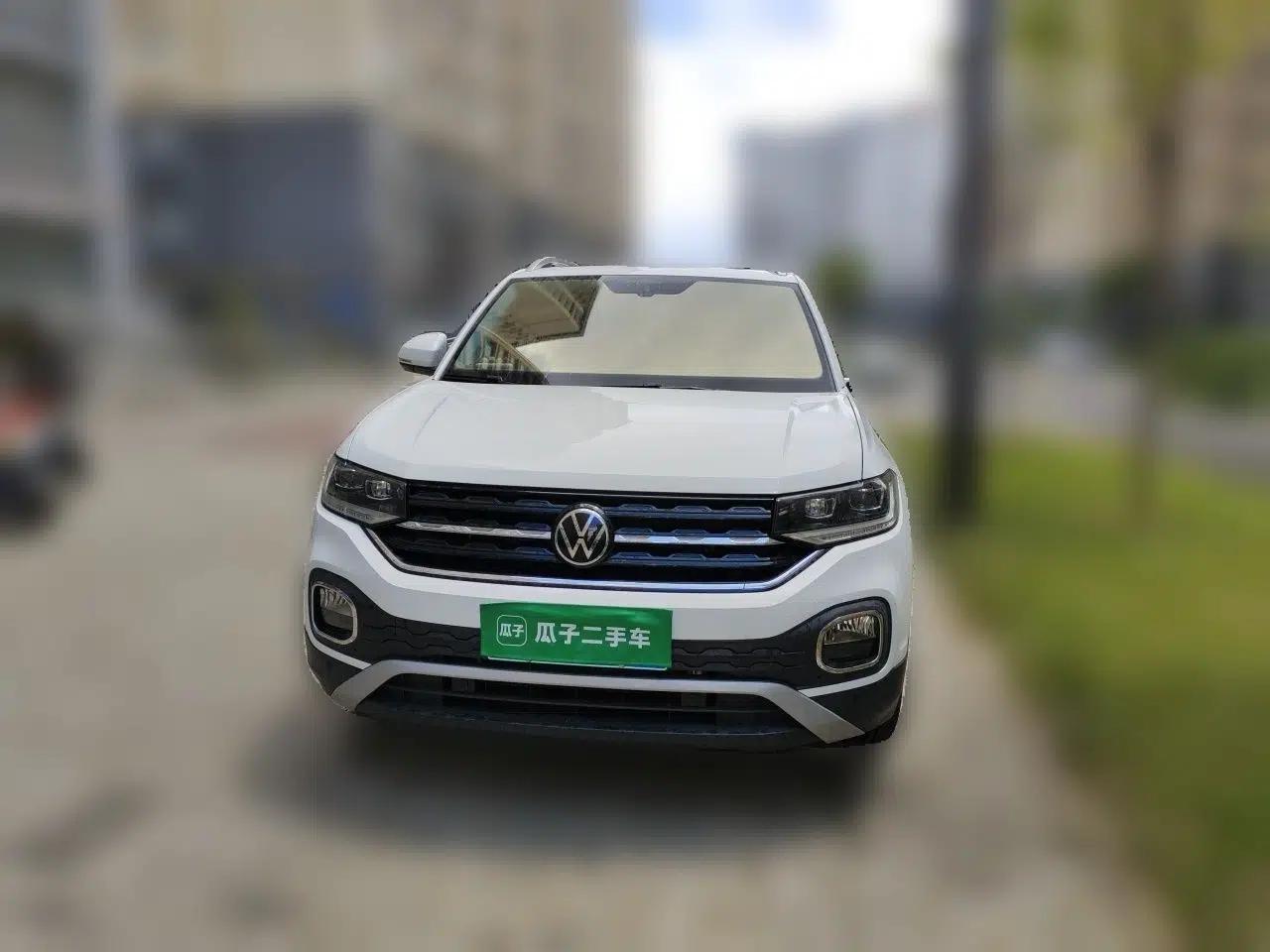 Volkswagen Tacqua 2023 200TSI DSG Joy-Connect Edition — миниатюра 2
