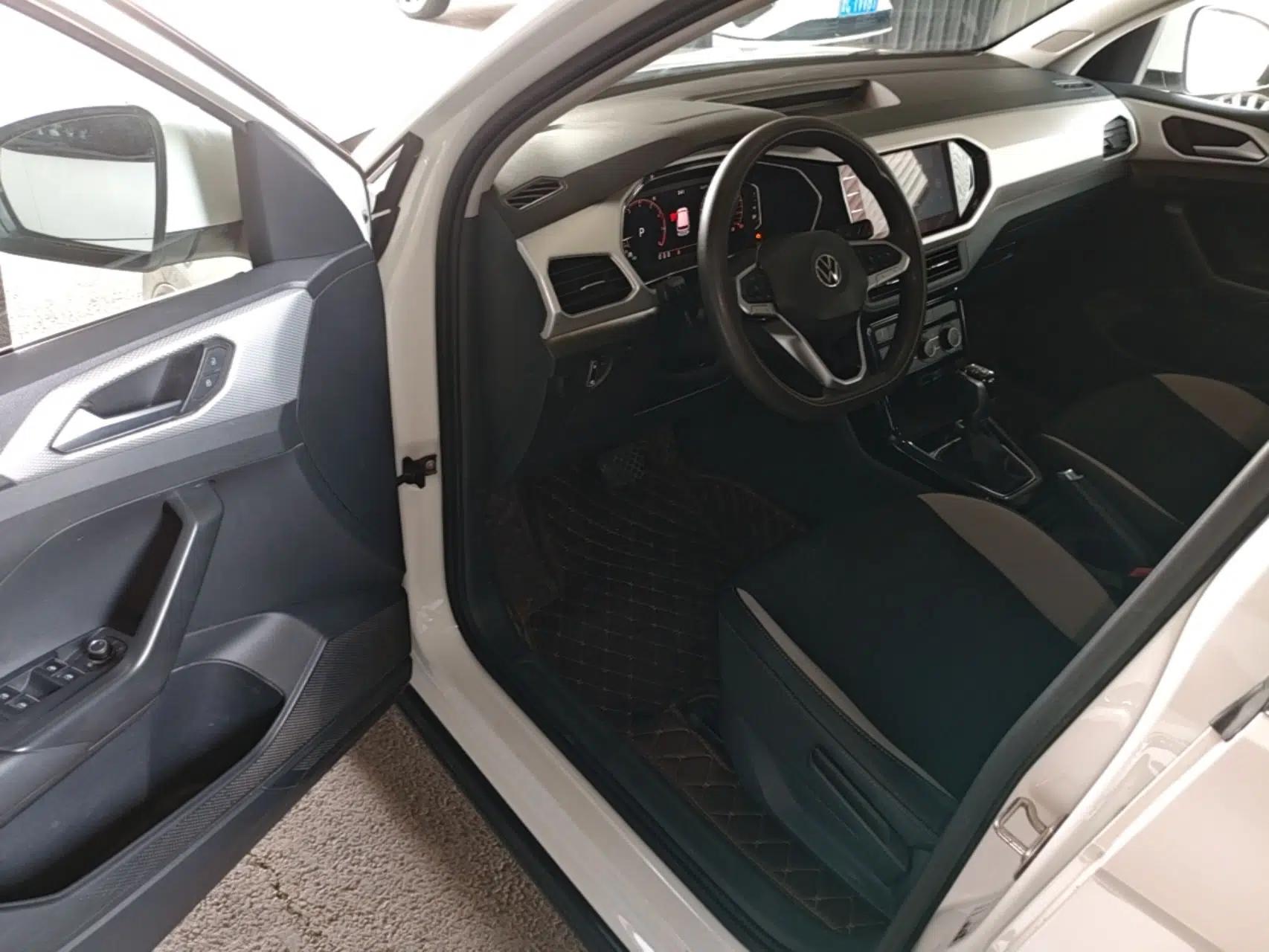 Volkswagen Tacqua 2021 1.5L Automatic Yue Zhi Lian Edition — миниатюра 18