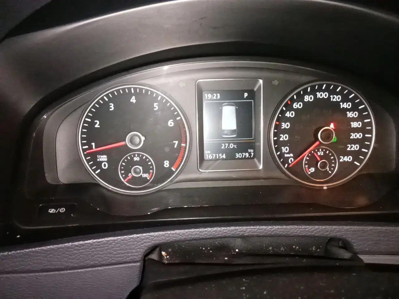 Volkswagen Multivan 2014 2.0 TSI Four-Wheel-Drive Executive Edition — миниатюра 11