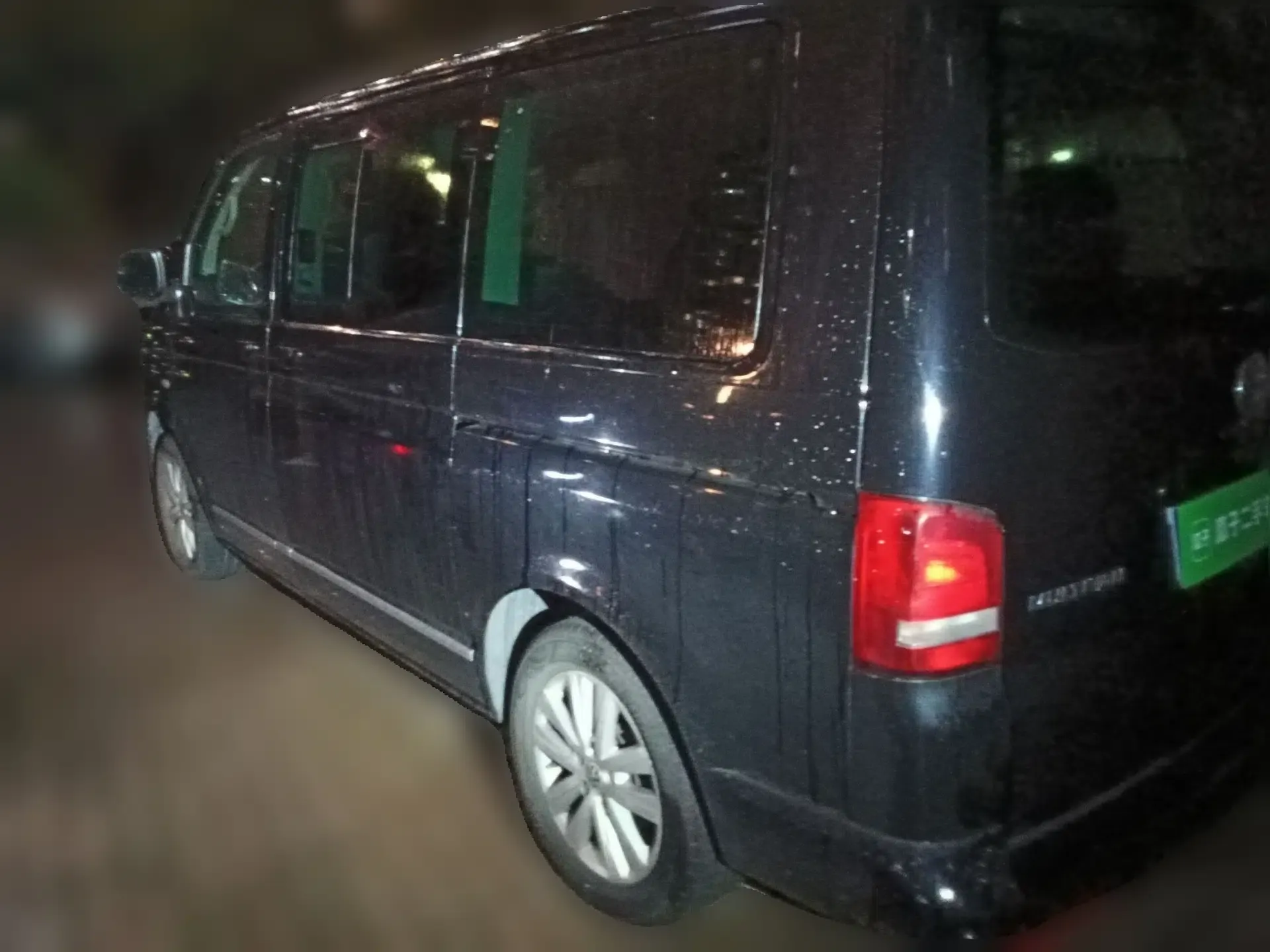 Volkswagen Multivan 2014 2.0 TSI Four-Wheel-Drive Executive Edition — миниатюра 4