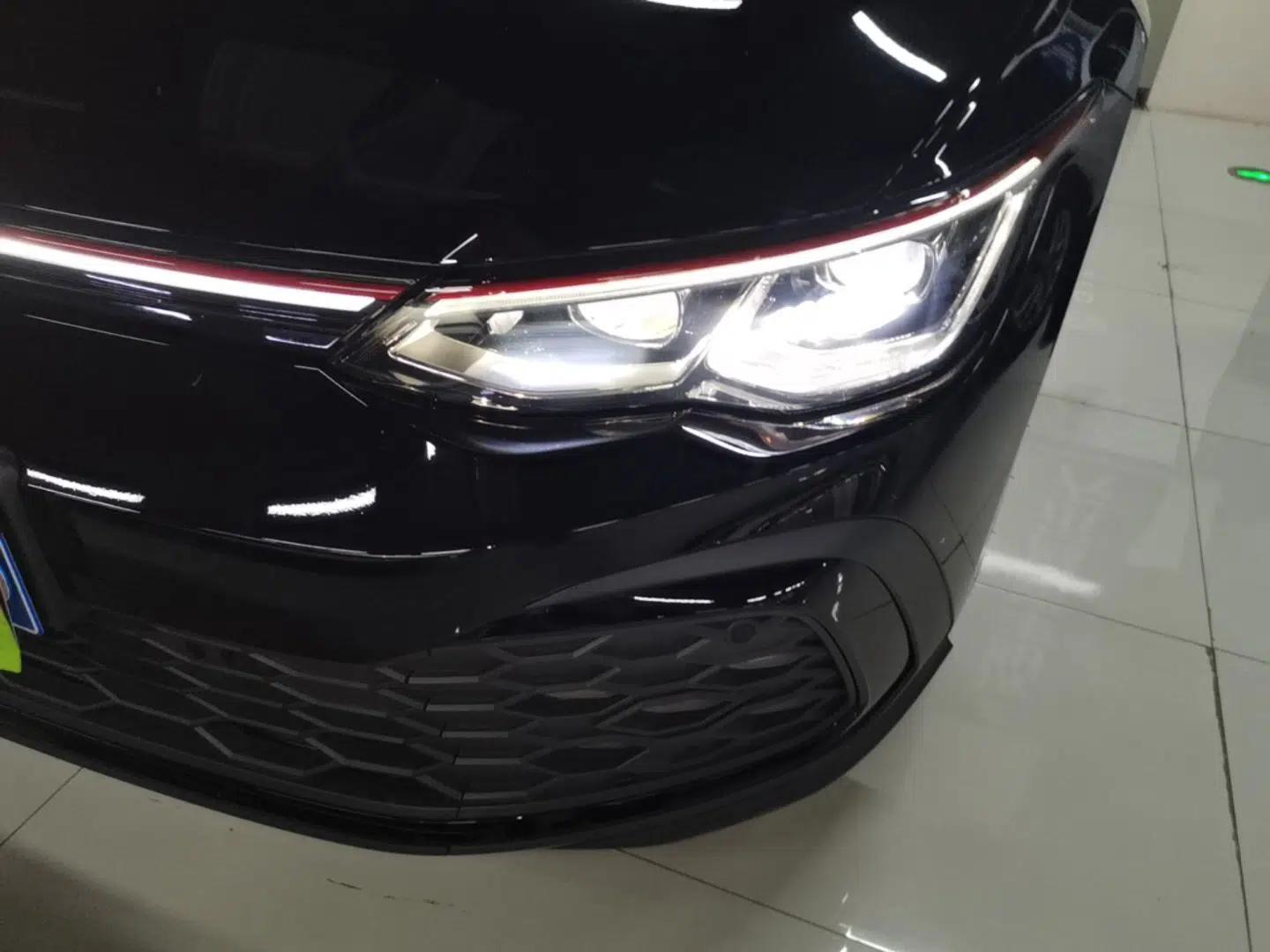 Volkswagen Golf GTI 2023 380TSI DSG GTI — миниатюра 8