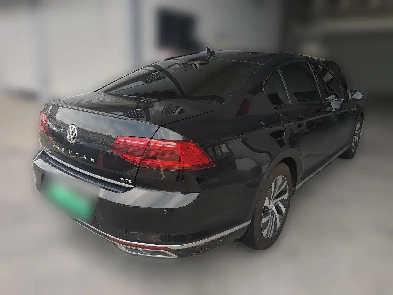 Volkswagen Magotan GTE Plug-in Hybrid 2020 GTE Luxury Model — миниатюра 6