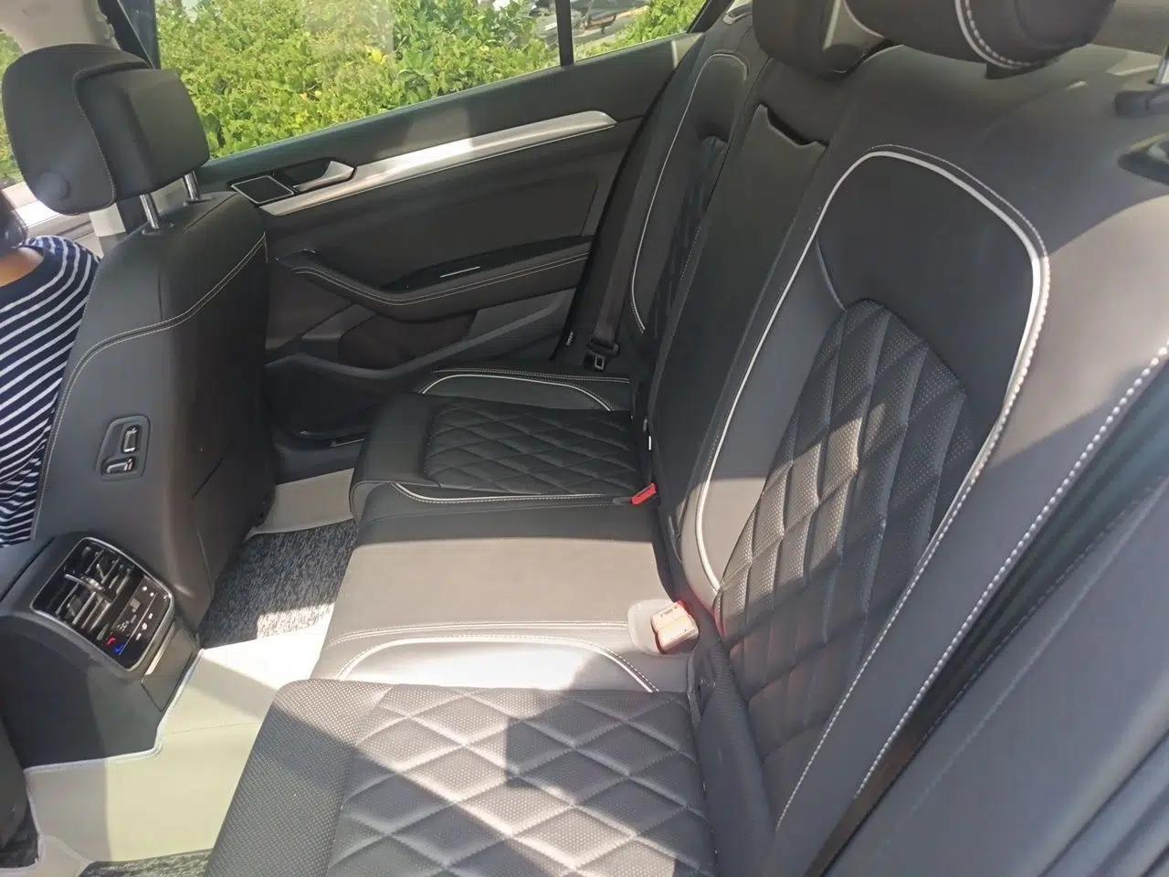 Volkswagen Magotan GTE Plug-in Hybrid 2020 GTE Luxury Model — миниатюра 20
