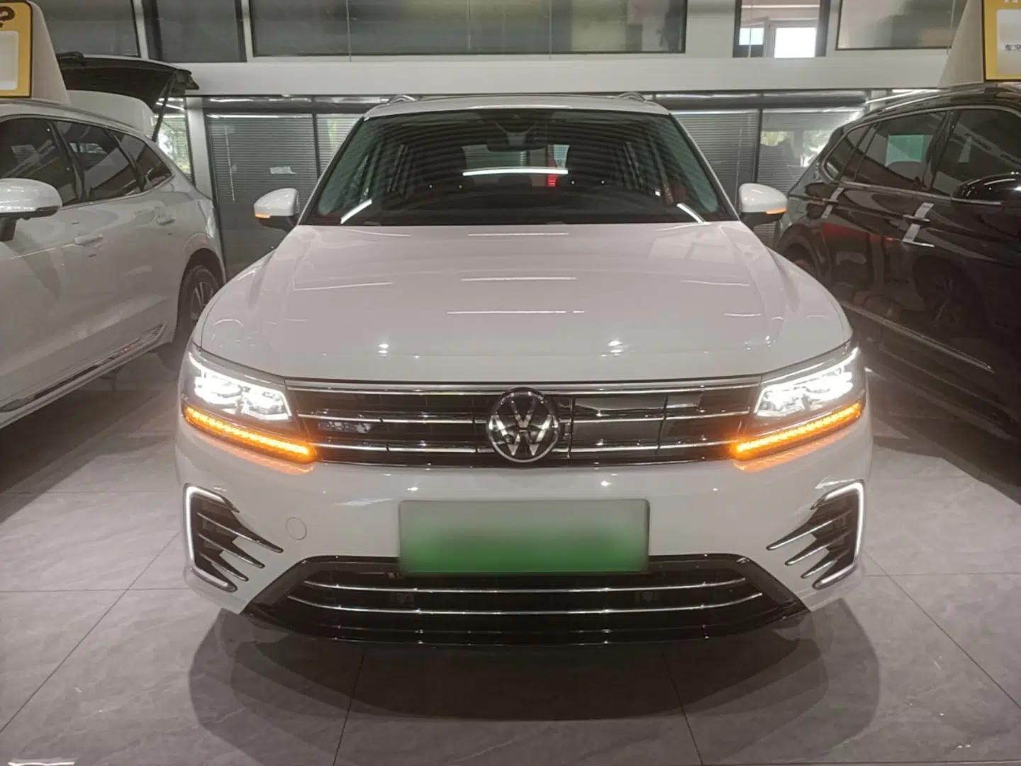 Volkswagen Tiguan L New Energy 2021 430 PHEV Plug-in Hybrid Flagship Edition — миниатюра 2