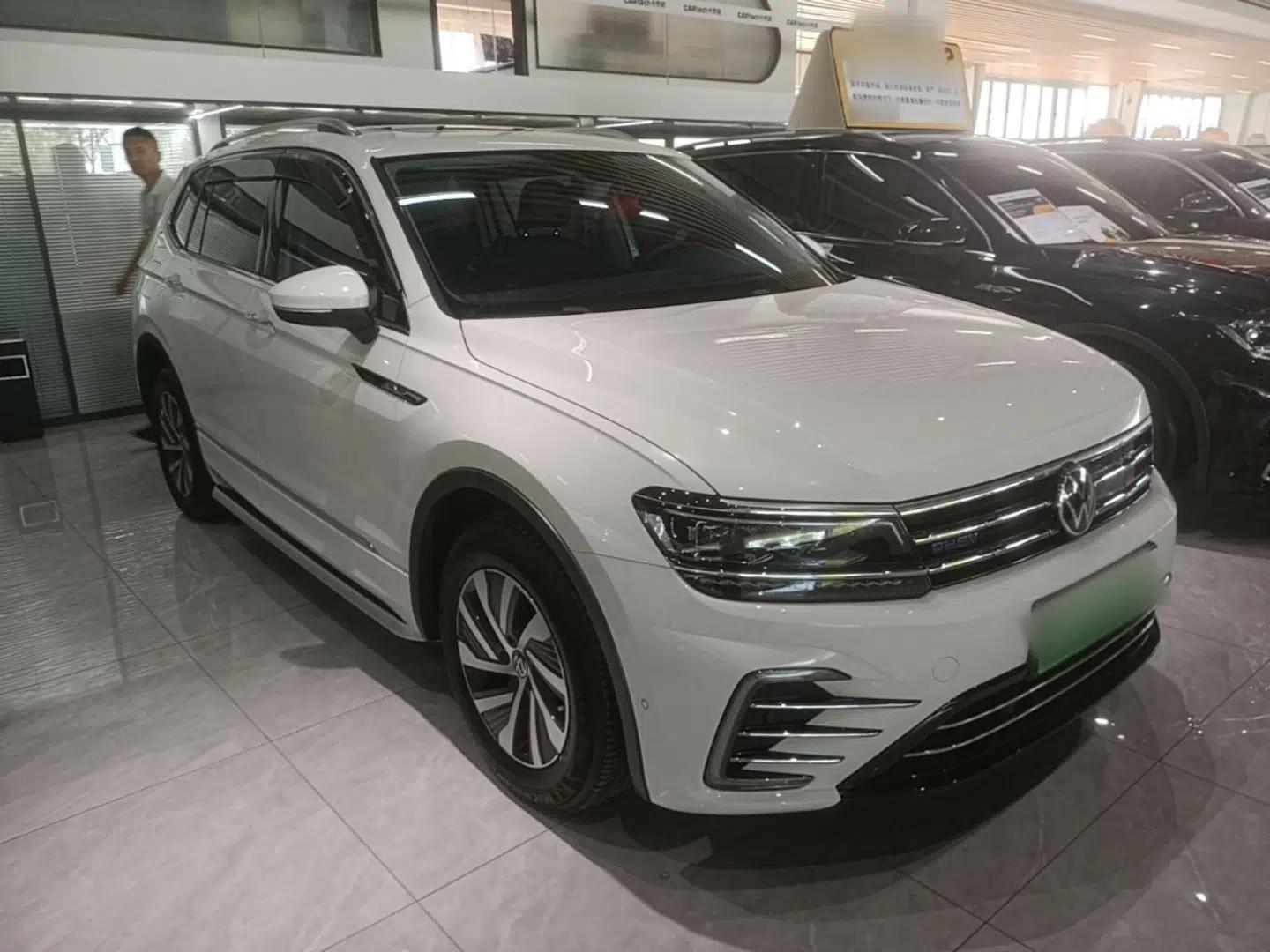 Volkswagen Tiguan L New Energy 2021 430 PHEV Plug-in Hybrid Flagship Edition — миниатюра 3