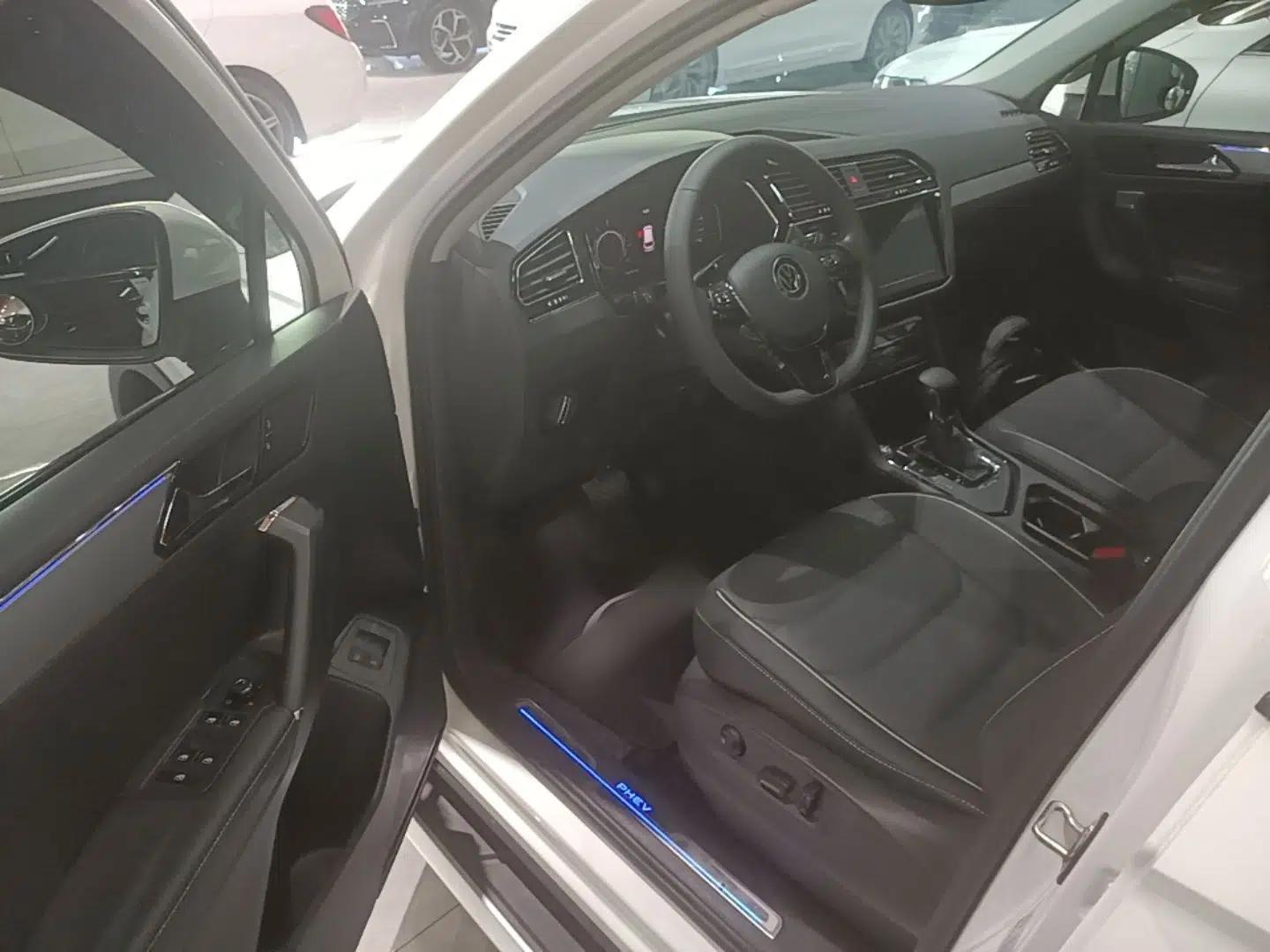 Volkswagen Tiguan L New Energy 2021 430 PHEV Plug-in Hybrid Flagship Edition — миниатюра 23