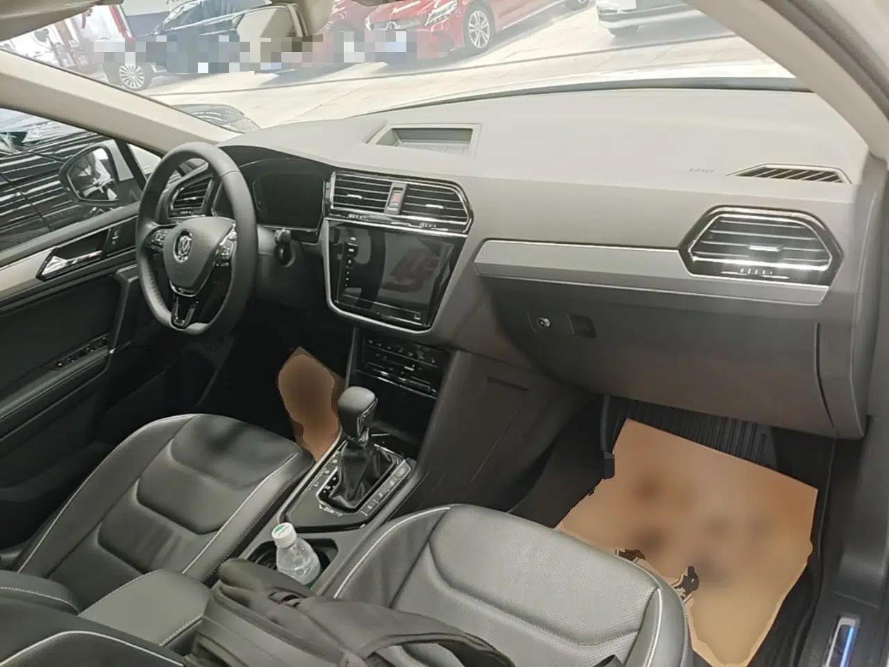 Volkswagen Tiguan L New Energy 2020 430 PHEV Plug-in Hybrid Flagship Edition — миниатюра 12