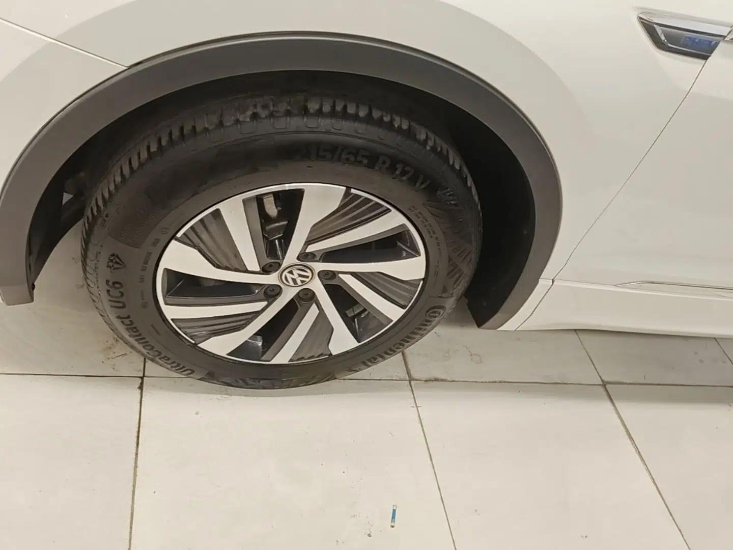 Volkswagen Tiguan L New Energy 2020 430 PHEV Plug-in Hybrid Flagship Edition — миниатюра 10