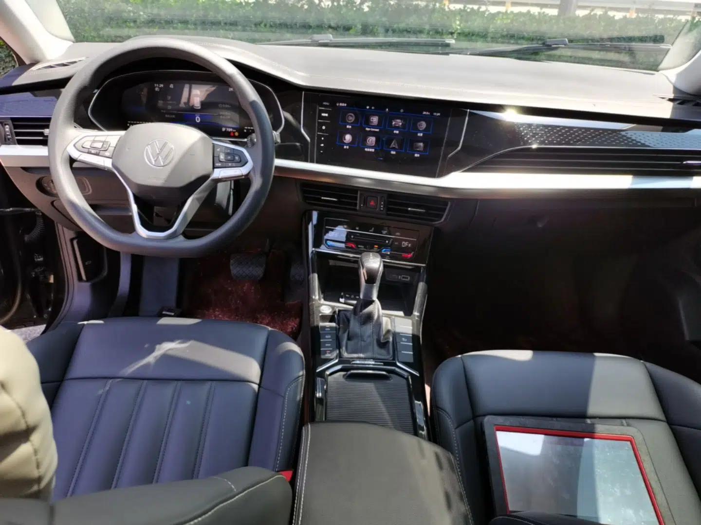 Volkswagen Passat New Energy 2023 430 PHEV Hybrid Elite Edition — миниатюра 12