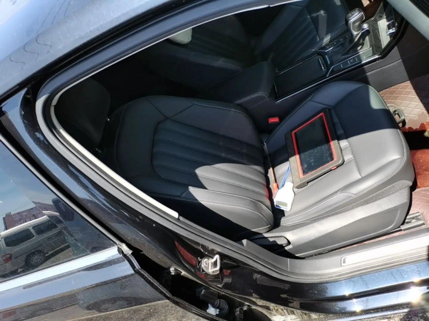 Volkswagen Passat New Energy 2023 430 PHEV Hybrid Elite Edition — миниатюра 19