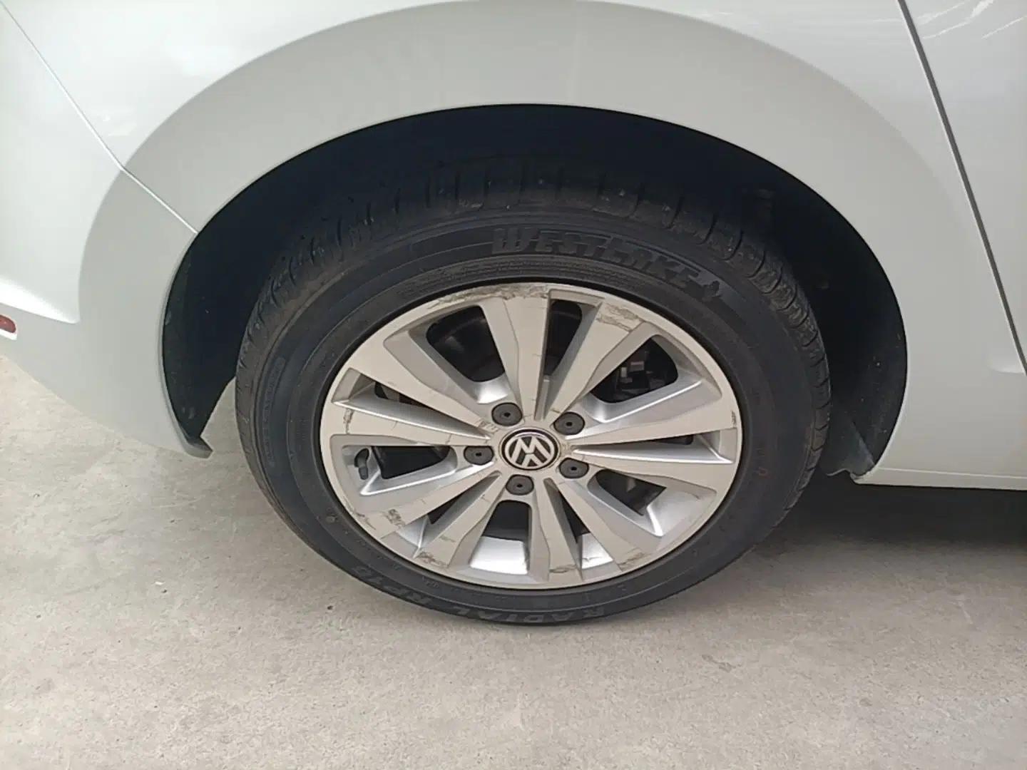 Volkswagen Golf Sportsvan 2016 230TSI Automatic Trend Edition — миниатюра 11
