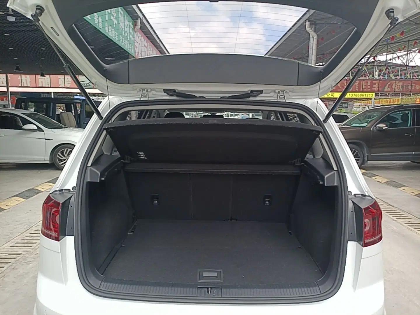 Volkswagen Golf Sportsvan 2016 230TSI Automatic Trend Edition — миниатюра 22