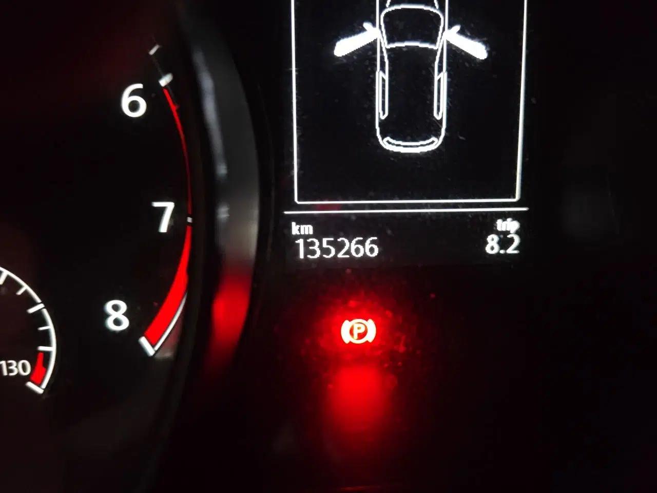 Volkswagen Golf Sportsvan 2018 280TSI Automatic Flagship Model — миниатюра 12