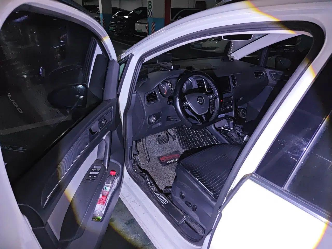 Volkswagen Golf Sportsvan 2018 280TSI Automatic Flagship Model — миниатюра 16