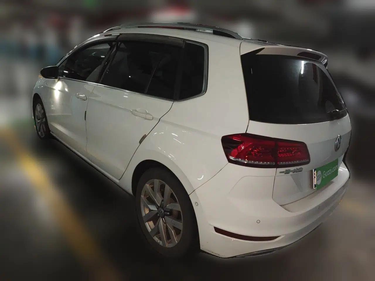 Volkswagen Golf Sportsvan 2018 280TSI Automatic Flagship Model — миниатюра 4