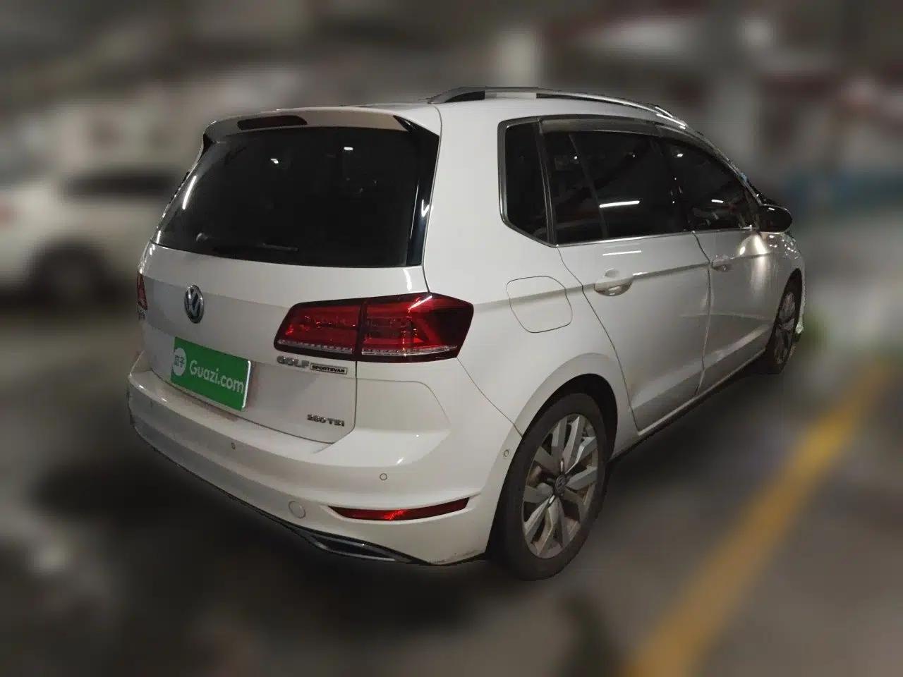 Volkswagen Golf Sportsvan 2018 280TSI Automatic Flagship Model — миниатюра 6