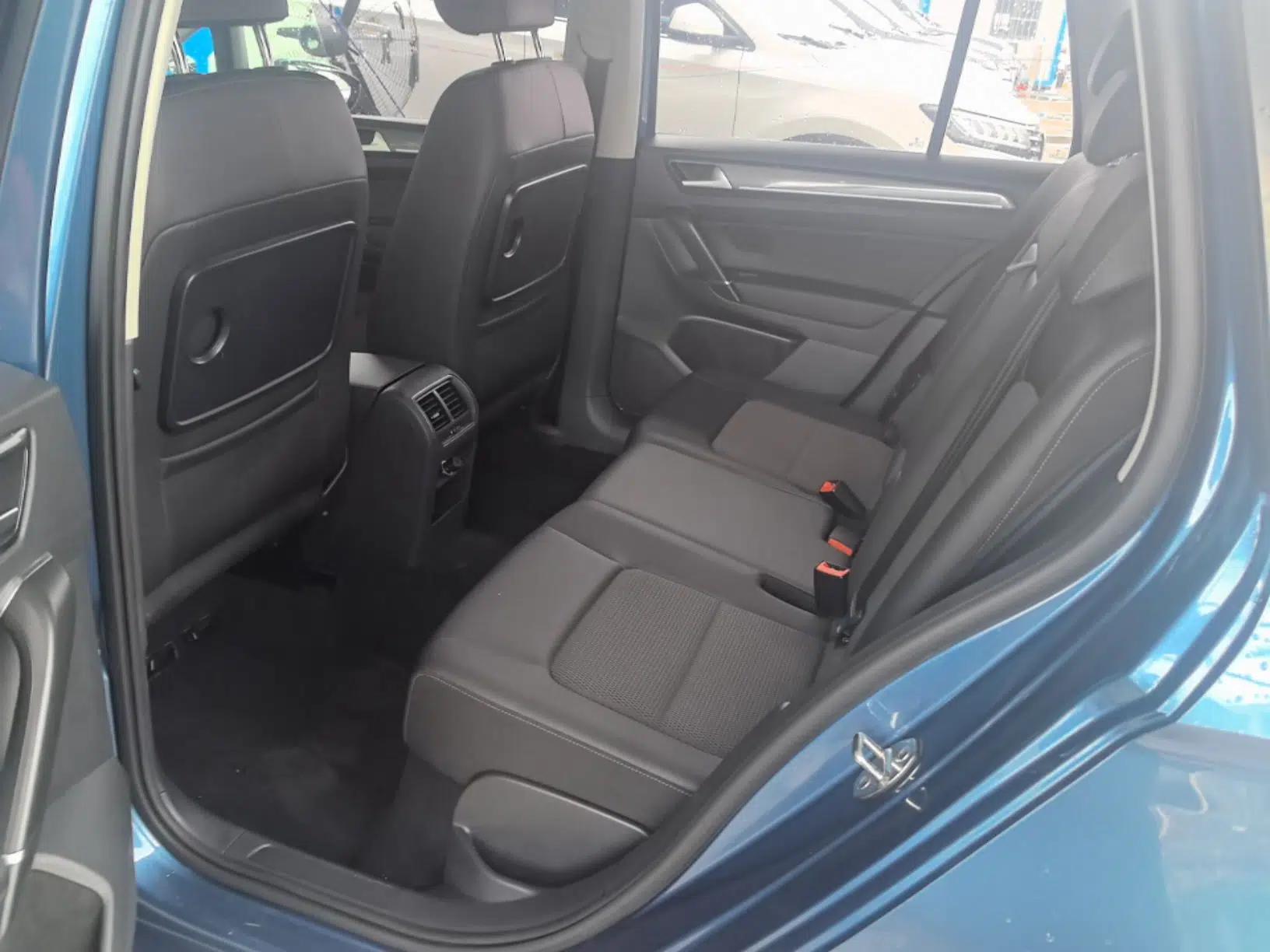 Volkswagen Golf Sportsvan 2018 230TSI Automatic Trend Edition — миниатюра 20