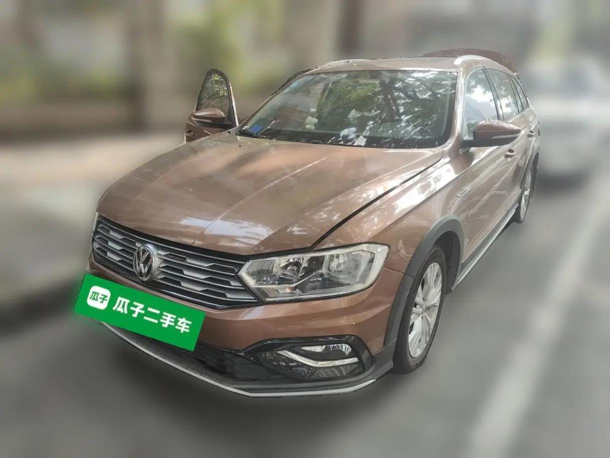 Volkswagen C-TREK 2017 1.6L Automatic Comfort Model — миниатюра 1