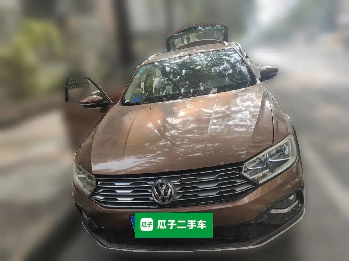 Volkswagen C-TREK 2017 1.6L Automatic Comfort Model — миниатюра 2