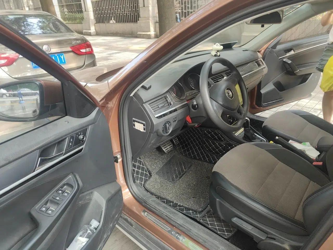 Volkswagen C-TREK 2017 1.6L Automatic Comfort Model — миниатюра 16