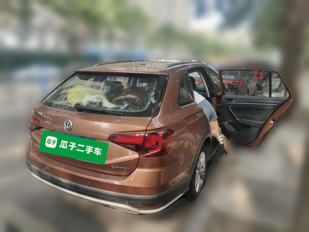 Volkswagen C-TREK 2017 1.6L Automatic Comfort Model — миниатюра 6