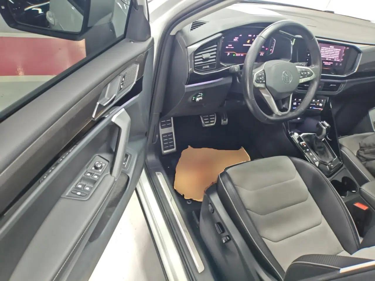 Volkswagen Tayron X 2020 330TSI Two-Wheel Drive Luxury Smart Connectivity Version — миниатюра 18