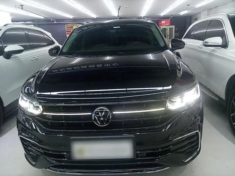 Volkswagen Tiguan X 2023 330TSI Two-Wheel-Drive Flagship Edition — миниатюра 2