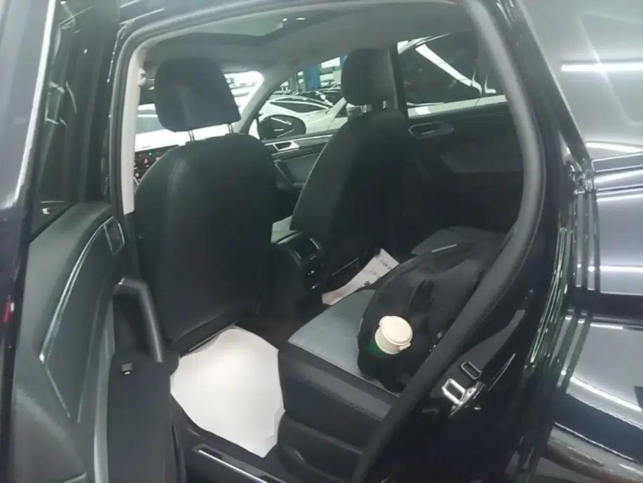 Volkswagen Tiguan X 2023 330TSI Two-Wheel-Drive Flagship Edition — миниатюра 20