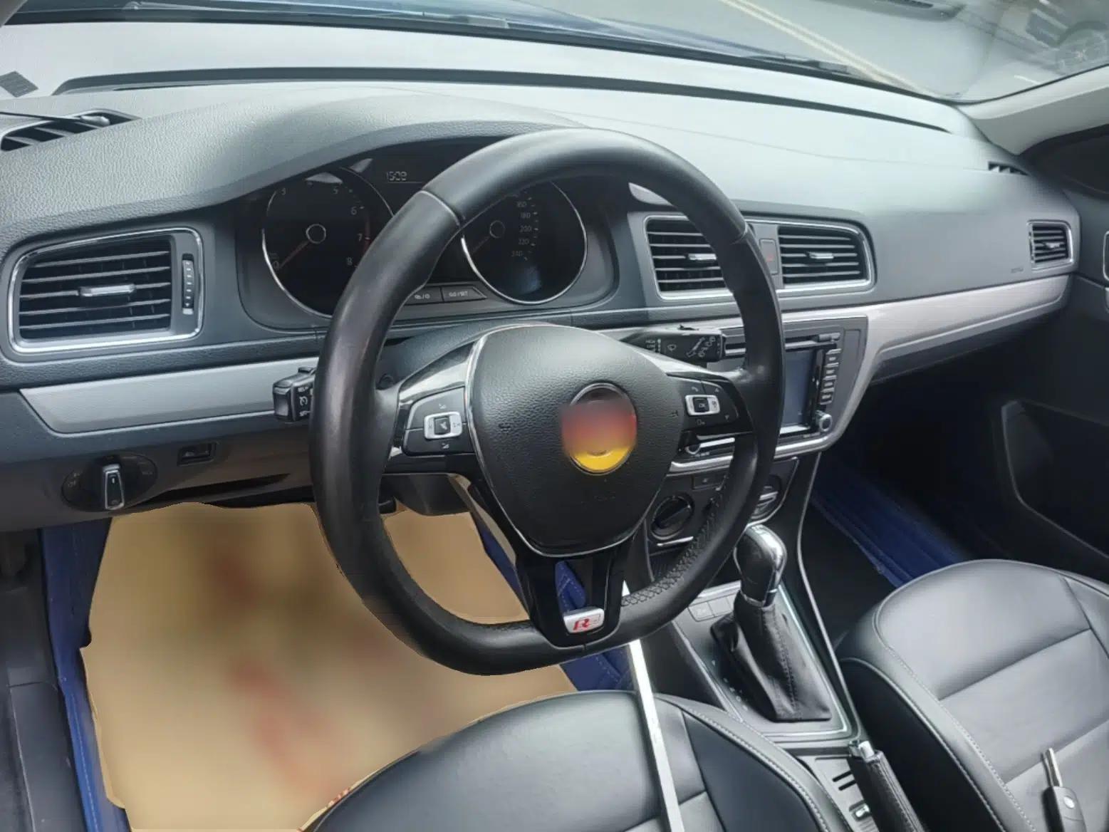 Volkswagen Gran Lavida 2015 230TSI DSG Comfort Edition — миниатюра 18