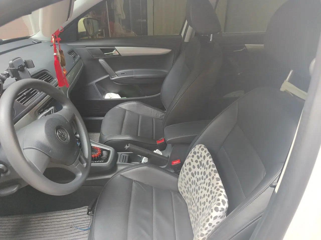 Volkswagen Gran Lavida 2015 1.6L Automatic Comfort Edition — миниатюра 12