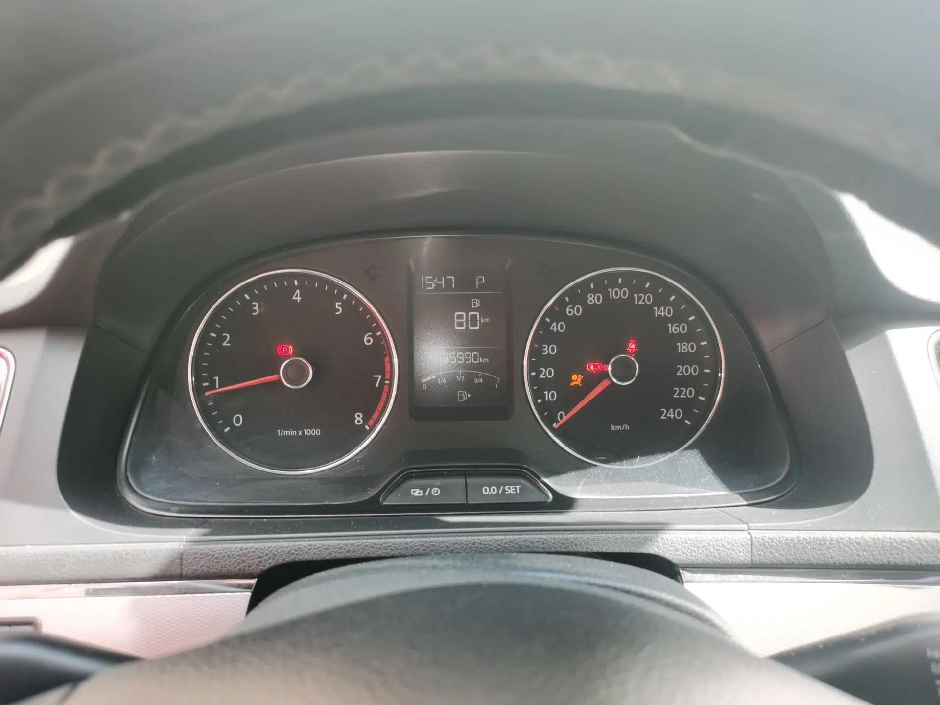 Volkswagen Gran Lavida 2014 1.6L Automatic Sport Edition — миниатюра 11